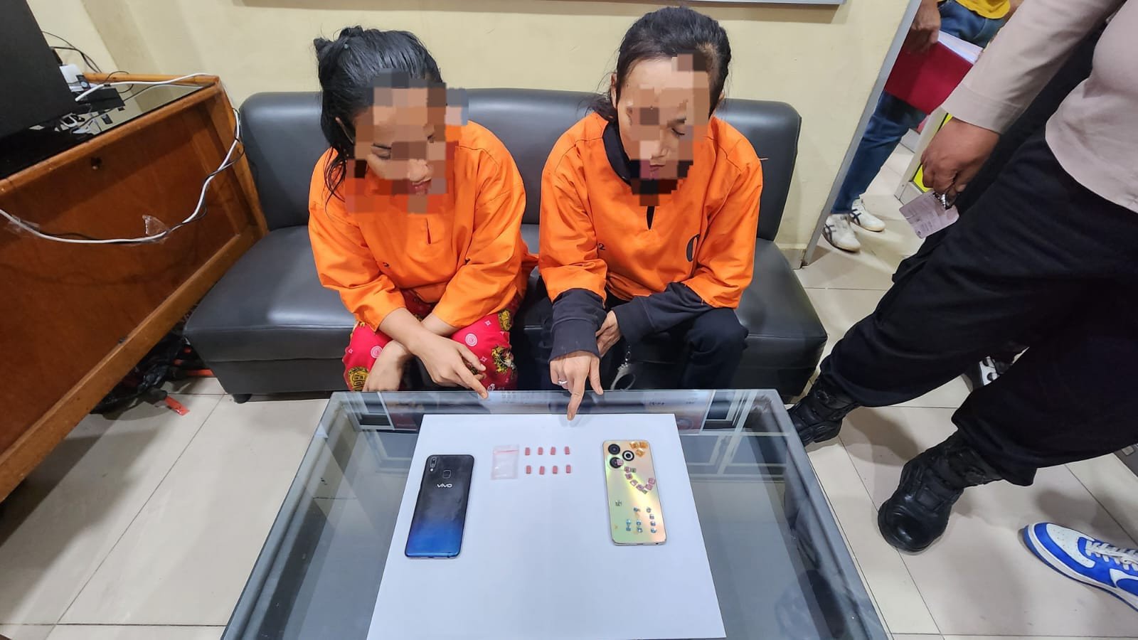 Kafe Diduga Jadi Lokasi Penyalahgunaan Narkotika, Dua Perempuan Diciduk Polres Dumai